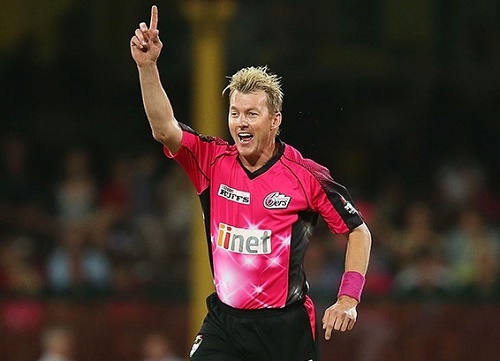 Brett Lee announces retirement from all formats of cricket.