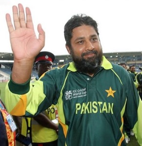 Inzamam ul Haq advised Pakistan players not to take pressure against india in 2015 world cup match at Adelaide.