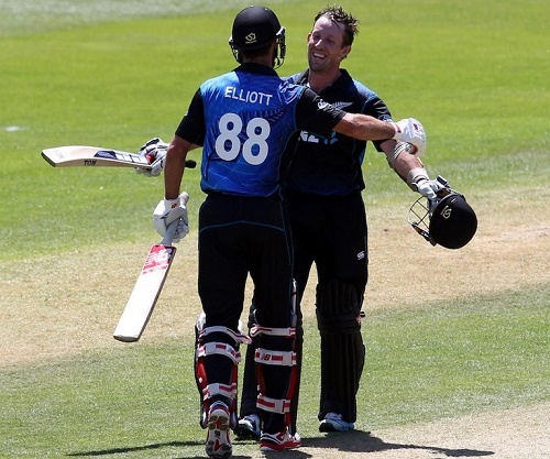 Luke Ronchi and Grant Elliott scored tons in Dunedin ODI against Sri Lanka.