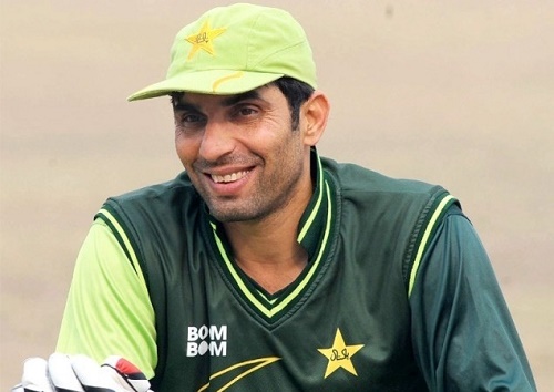 Misbah Ul Haq to retire from ODIs after 2015 world cup.