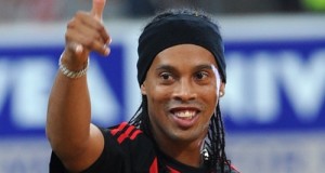 Ronaldinho told Maradona: Brazil can win 2015 Copa America