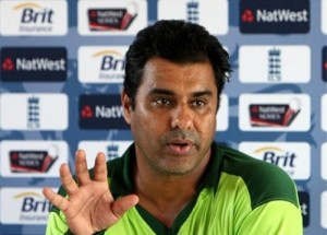 Waqar Younis happy that Pakistan is not favourite in 2015 world cup.