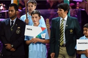 India-Pakistan captain together at 2015 cricket world cup opening ceremony.