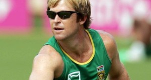 Jonty Rhodes to be cricket world cup analyst for Yahoo