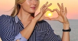 Maria Sharapova enjoys at Acapulco before Mexican Open debut