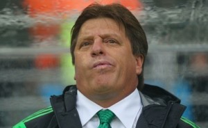 Miguel Herrera head is spinning over Mexico squads selection of 2015 copa america and gold cup.