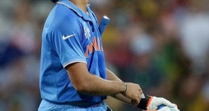 Australia crushed defending champion India to reach final