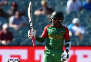 Mahmudullah hit maiden ton for Bangladesh in cricket world cup.