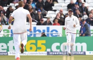 England on top at Day-1 of 2nd Test against New Zealand at Leeds.