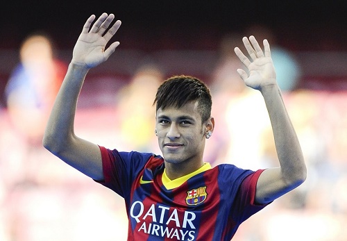 OMG Video Neymar Jr scores the goal from back of the net.