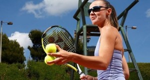 24 Martina Hingis Interesting Facts, Fun Facts and Life info