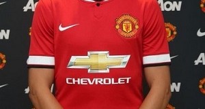 Matteo Darmian completes Manchester United move