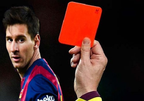 Undertrykke våben Pick up blade When Lionel Messi Received Red Card | Sports Mirchi