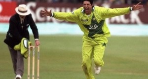“Hosting cricket world cup without spectators is not a good idea”, Akram