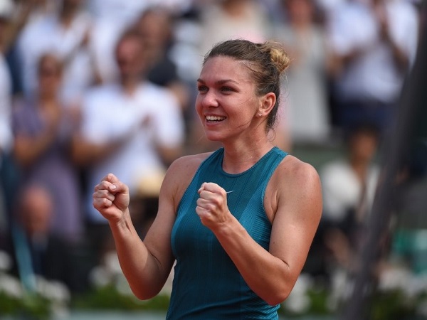 Simona Halep wins her first Grand Slam at Roland Garros