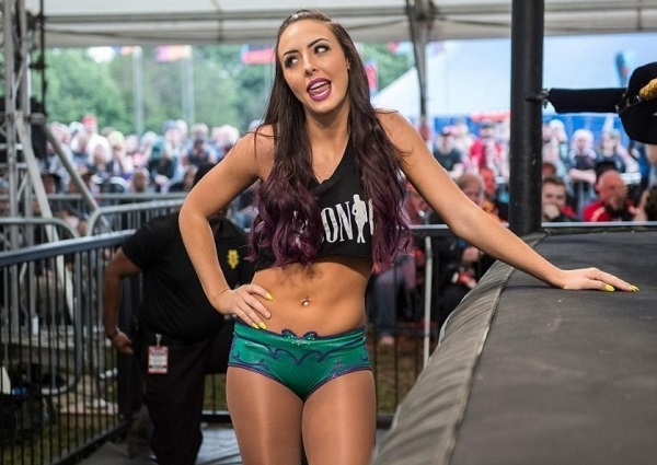 Peyton Royce wrestler from Australia