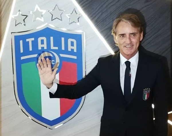 Roberto Mancini Italy photo by sportsmirchi