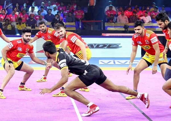 Gujarat Fortunegiant beat Telugu Titans in PKL 2019