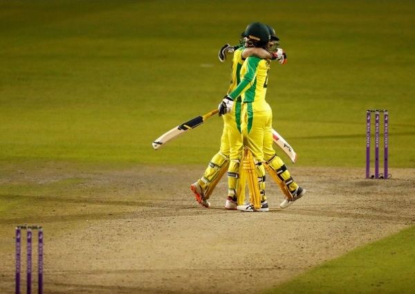 Australia beat England in 3rd ODI to win series