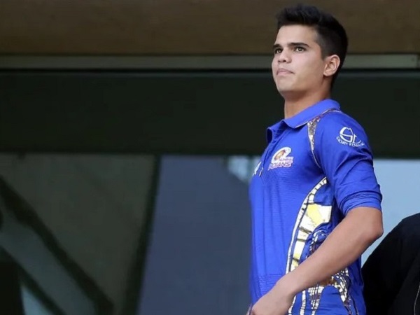 Arjun Tendulkar Photo Mumbai Indians camp