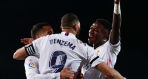 Karim Benzema guided Real Madrid beat Barcelona 2-1