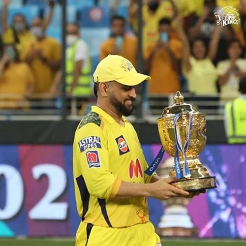 MS Dhoni quits CSK captaincy