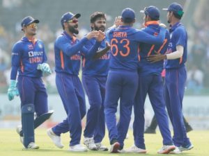 India all out New Zealand on 108 in 2nd ODI at Raipur
