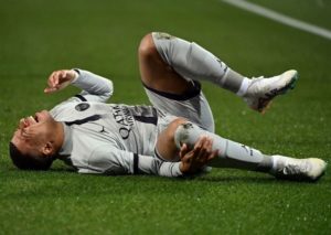 Kylian Mbappe injured in Paris saint Germain