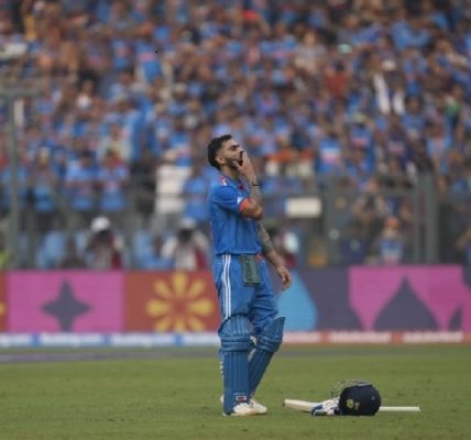 Virat Kohli scored hundred against New Zealand to become leading run scorer in ICC world cup